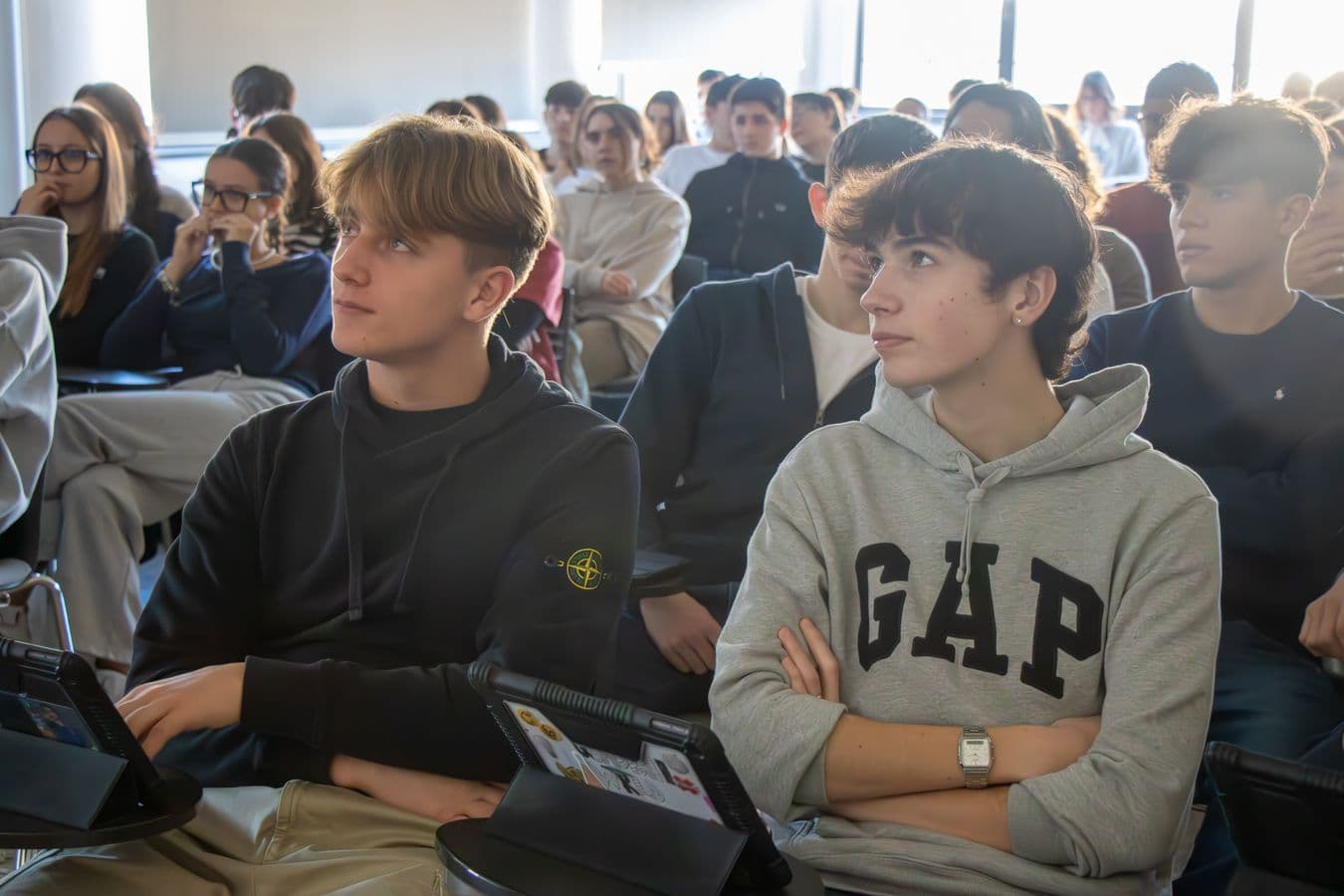 Liceo Foppa-cover - servizi per imprese e aziende con progetti formativiper studenti 