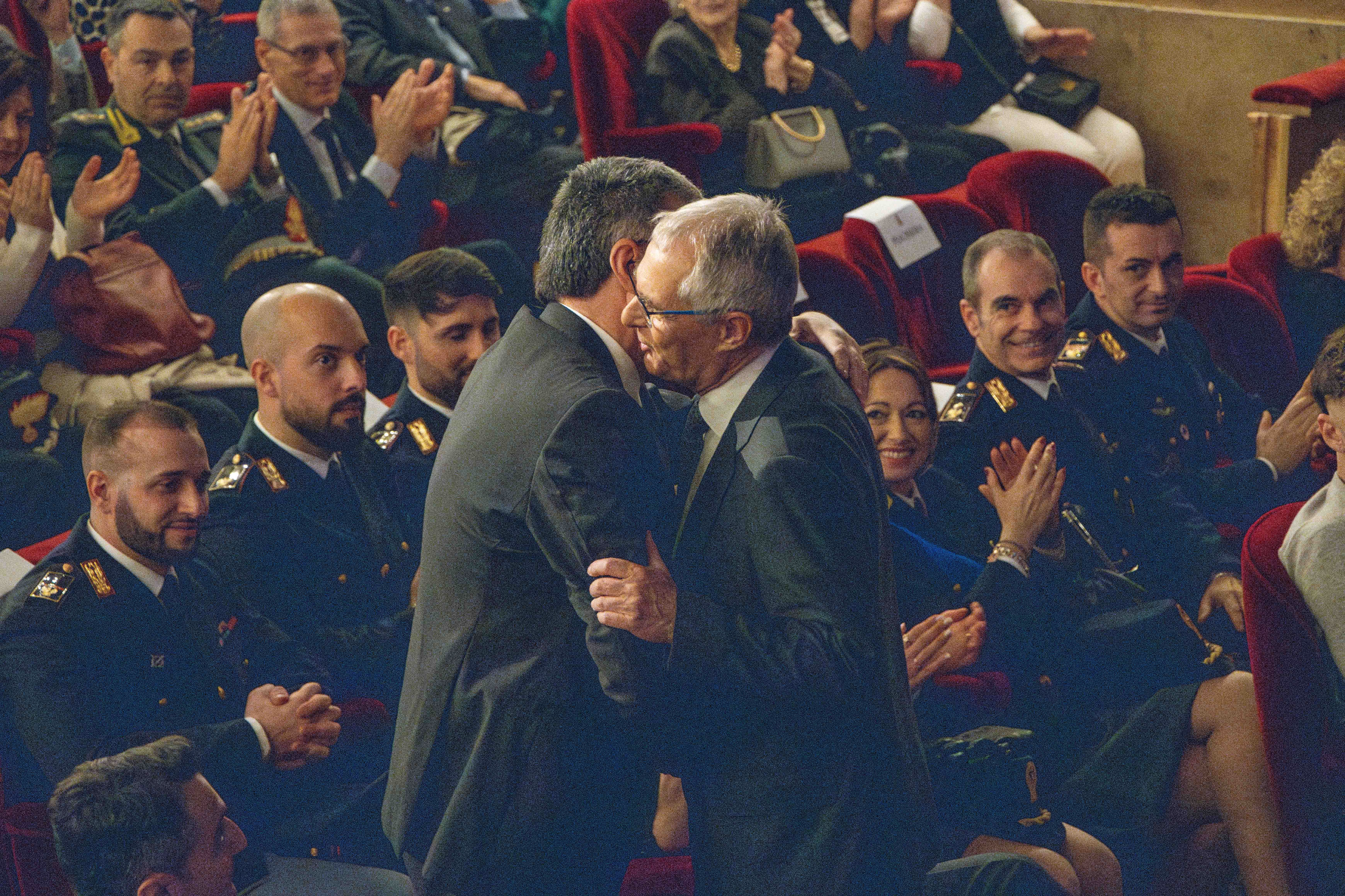 Saluto Questore Spina